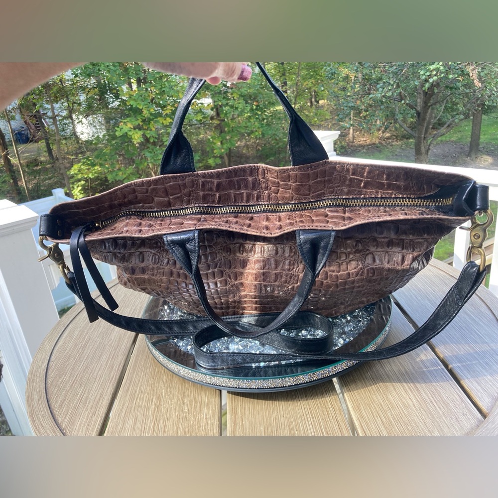 Clare V. Brown Crocodile Embossed Tote Hobo Shoulder Bag Womans Removable Strap - Picture 14 of 16